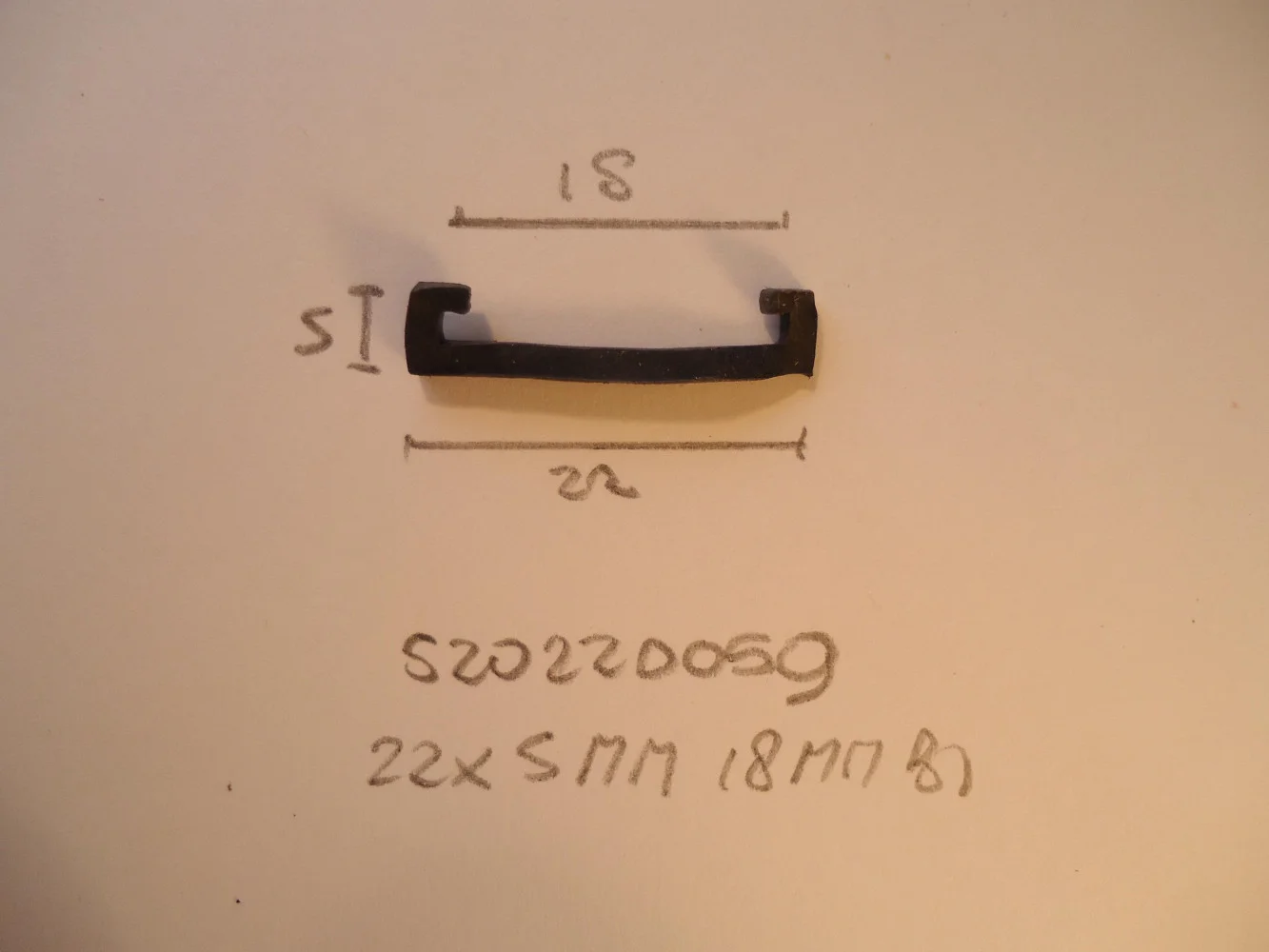 Onderlegbies 22x5mm 18mm binnen - Dsc03282 - 520220059