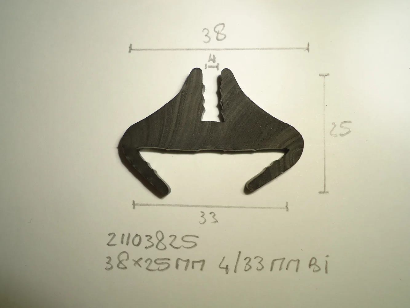 Raamrubber 38x25mm 4/33mm bi - Dsc03711 - 21103825