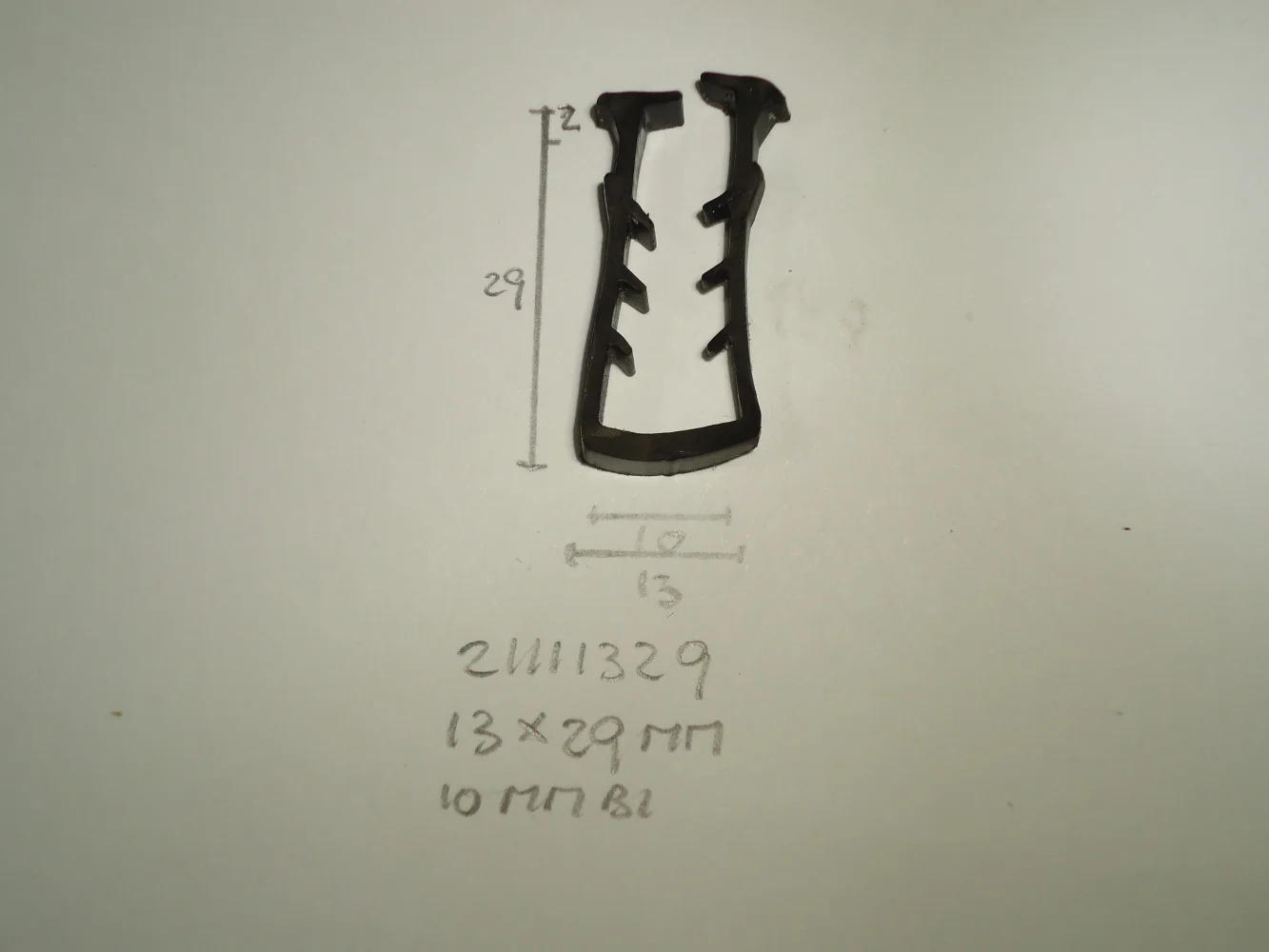 Beglazingsrubber 13x29mm 10mm binnen - Dsc03914 - 21111329
