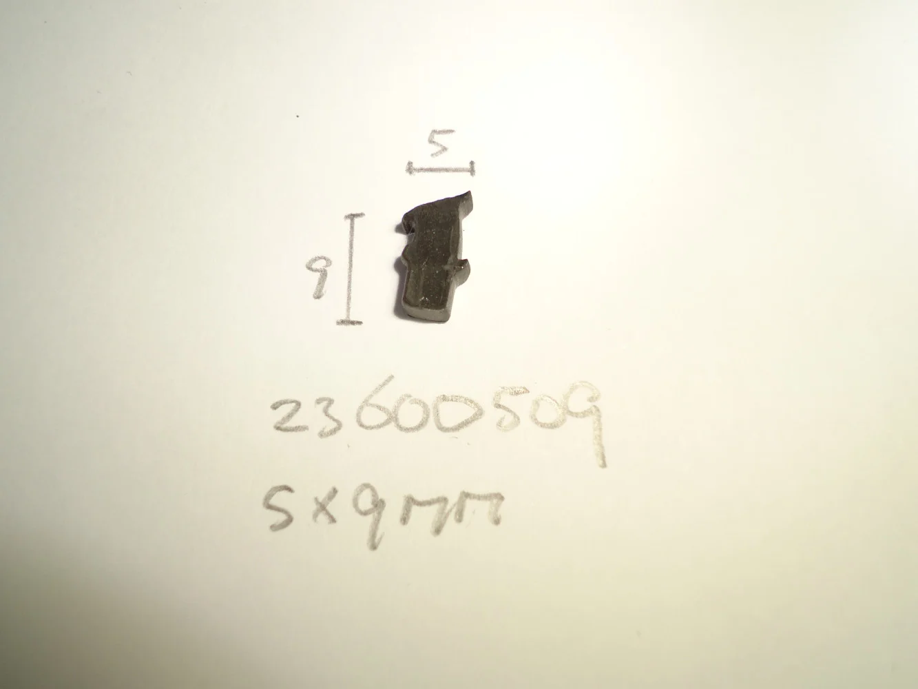 Kozijnrubber 5x9mm - Dsc04060 - 23600509