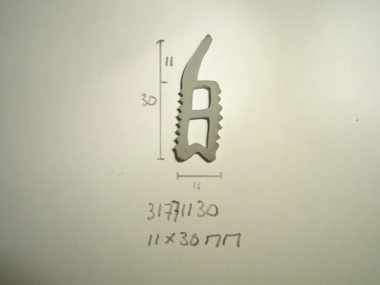 Aanslagrubber 11x30mm - Dsc04165 - 31771130