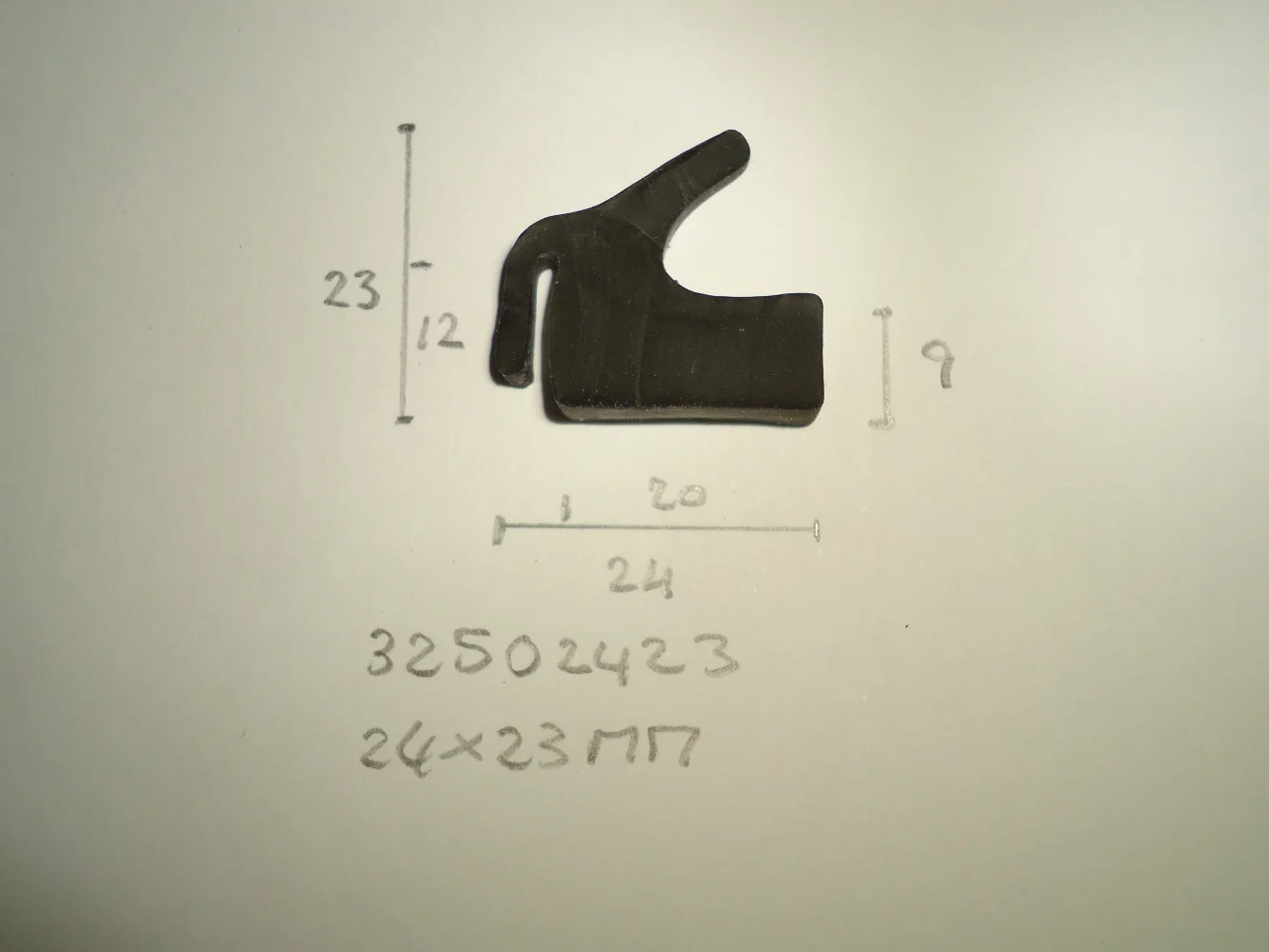 Koffer rubber 24x23mm - Dsc04332 - 32502423