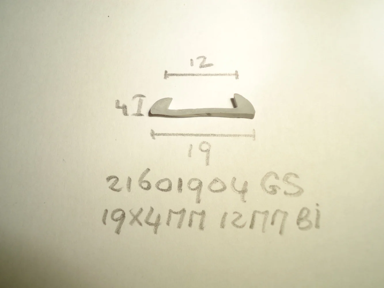 Onderlegbies 19x4mm grijs - Dsc04390 - 21601904GS