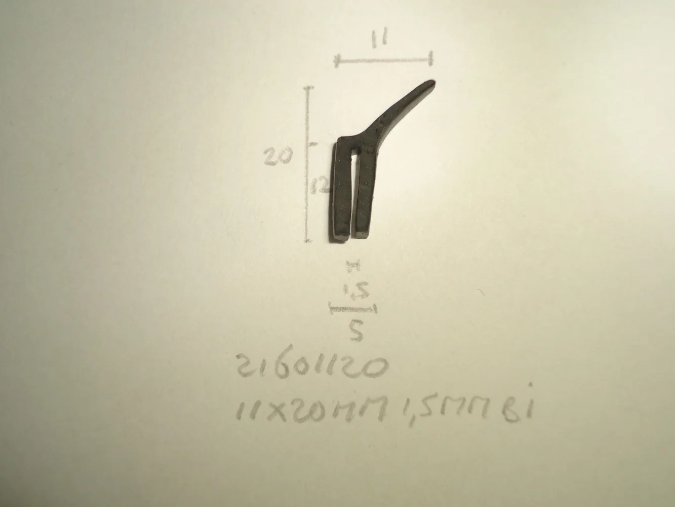 Onderlegbies stootlijst 11x20mm 1,5mm bi - Dsc04628 - 21601120