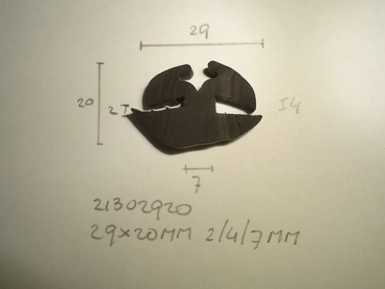 Raamrubber 29x20mm 2/4/7mm - Dsc05239 - 21302920