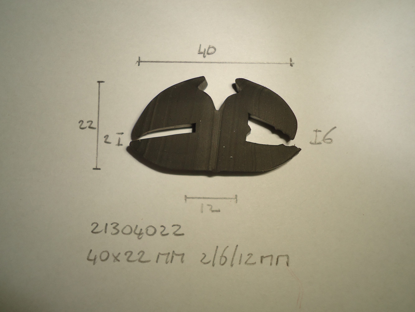 Raamrubber 40x22mm 2/6/12mm - Dsc05254 - 21304022