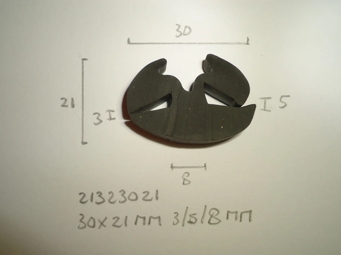 Raamrubber 30x21mm 3/5/8mm - Dsc05287 - 21323021
