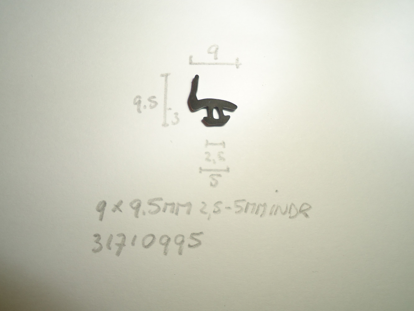 Kozijnprofiel 9x9.5mm 2.5- 5mm indr - Dsc05376 - 31710995