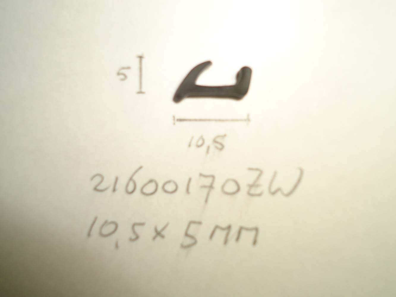Onderlegbies 10.5x5mm - Dsc05434 - 21600170ZW