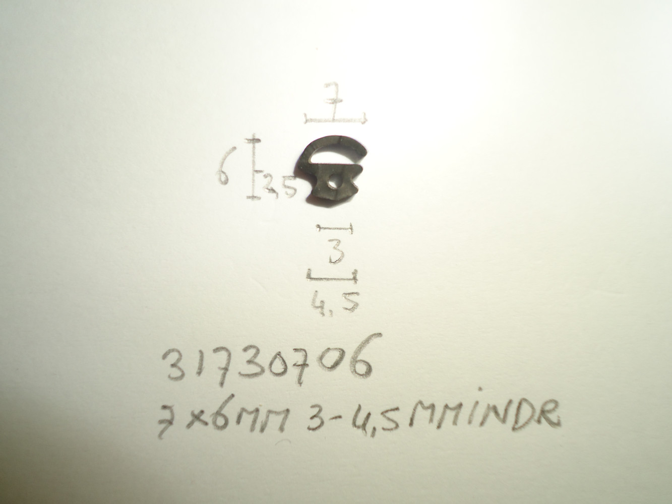 Kozijnrubber 7x6mm 3- 4.5mm indr - Dsc05452 - 31730706