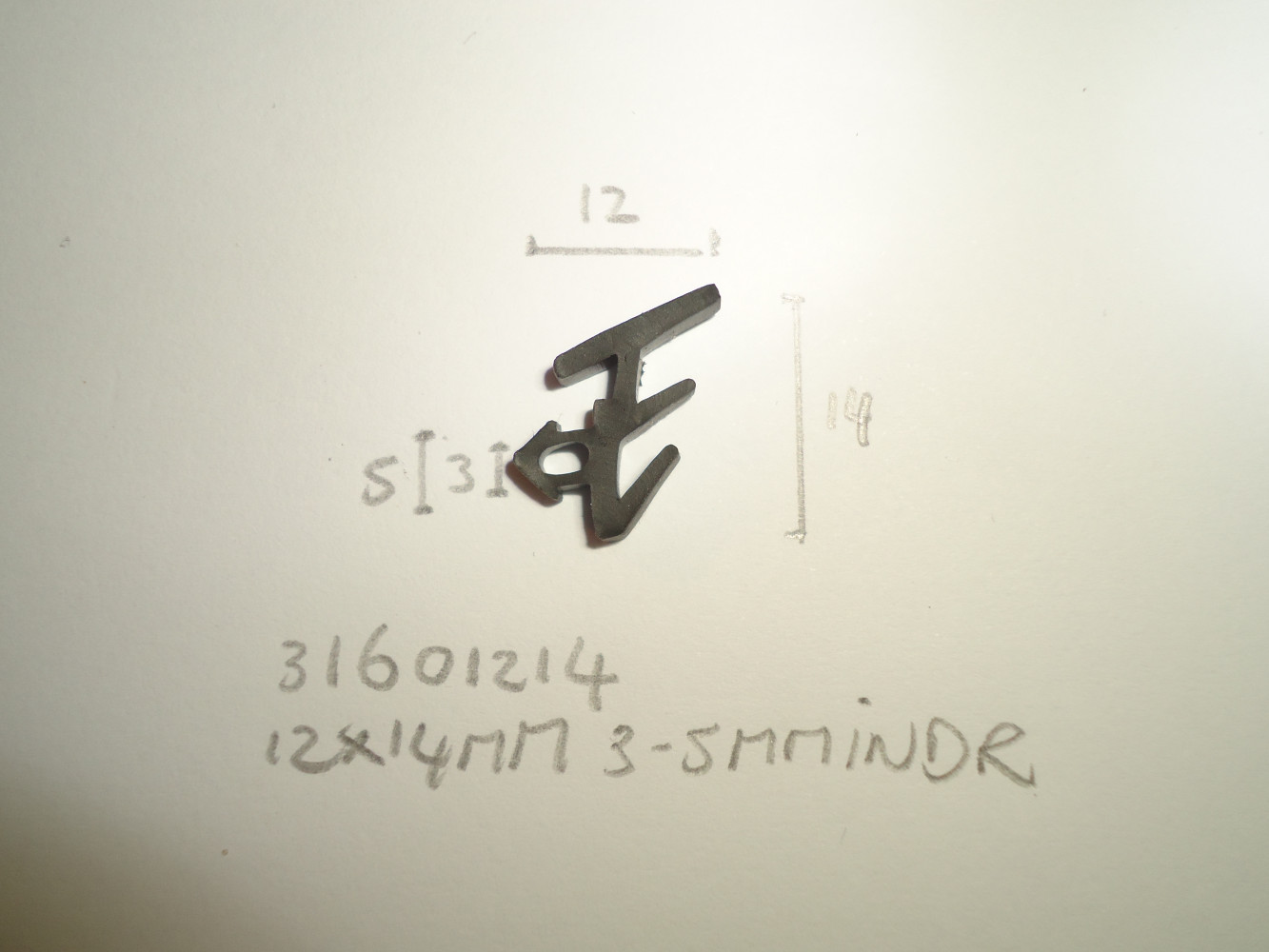 Kozijnprofiel 12x14mm 3- 5mm indr - Dsc05517 - 31601214