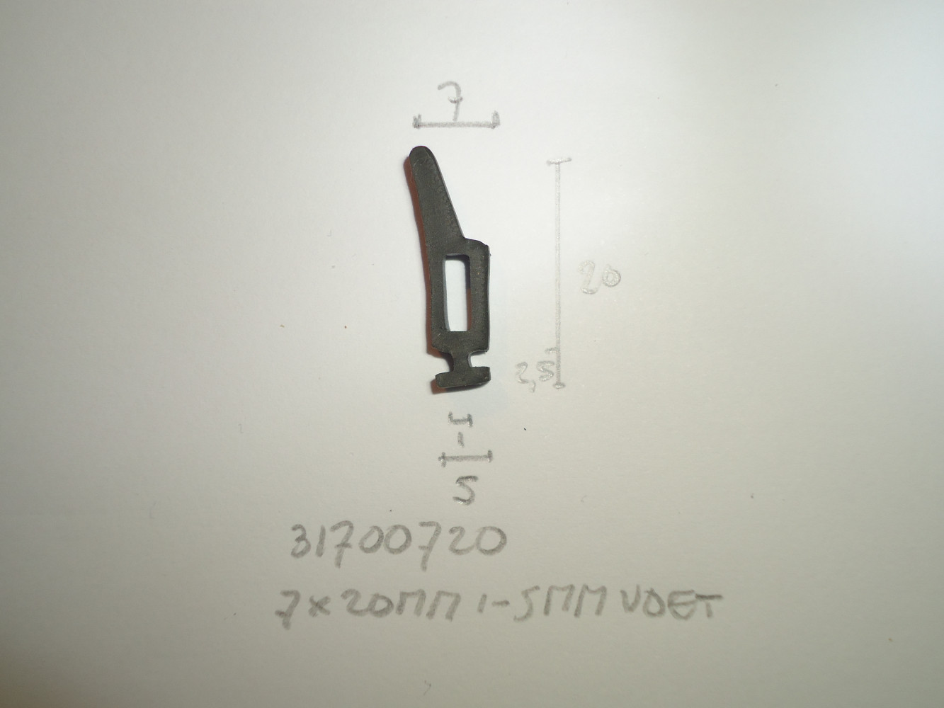 Kozijnprofiel 7x20mm 1- 5mm voet - Dsc05676 - 31700720
