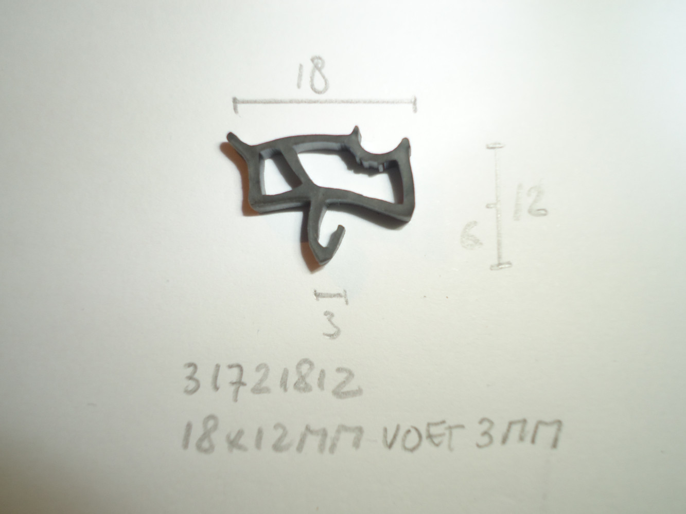 Kozijnprofiel 18x12mm voet 3mm - Dsc05682 - 31721812