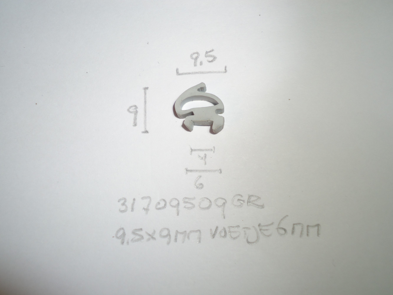 Kozijnprofiel 9.5x9mm voet 6mm - Dsc05941 - 31709509GR