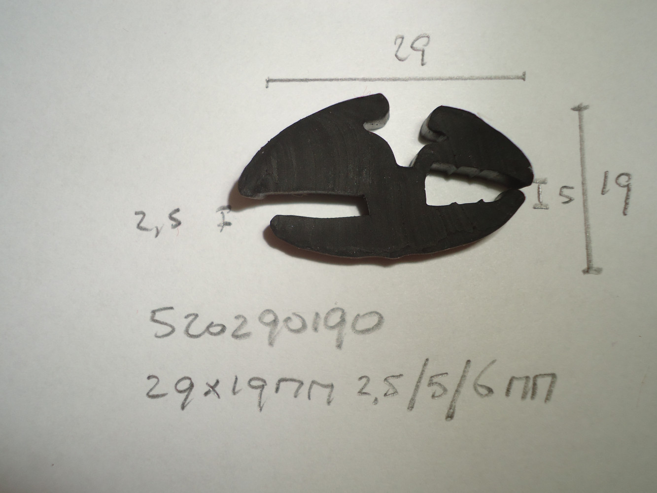 Raamrubber 29x19mm 2.5/5/6mm - Dsc06005 - 520290190