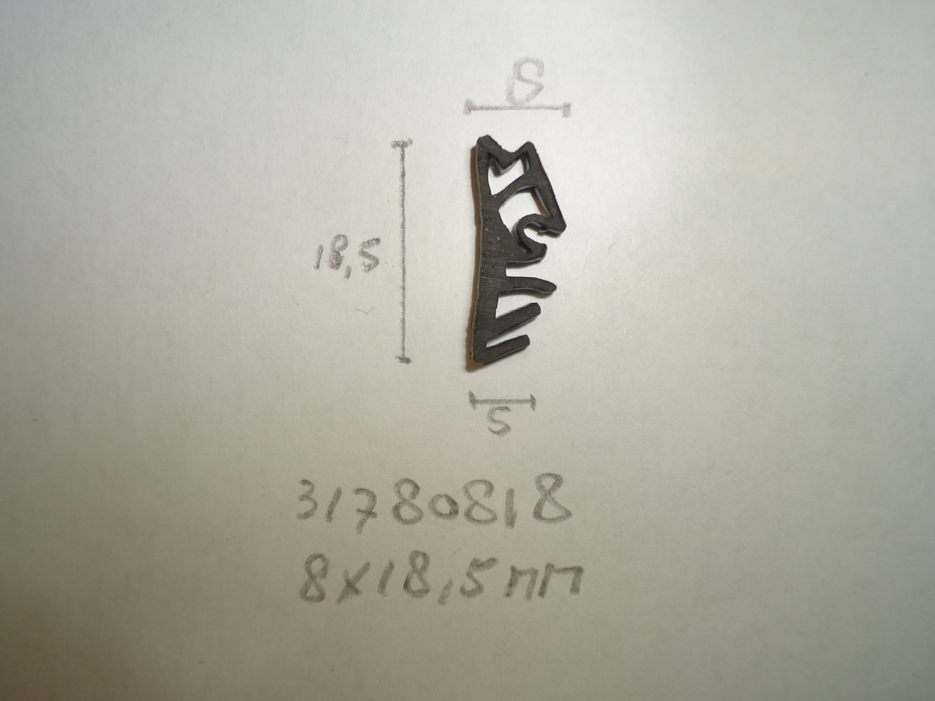 Kaderrubber 8x18mm - Dsc06074 - 31780818