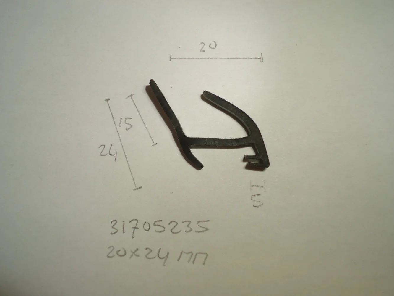 Muuraansluitrubber 20x24mm - Dsc06129 - 31705235