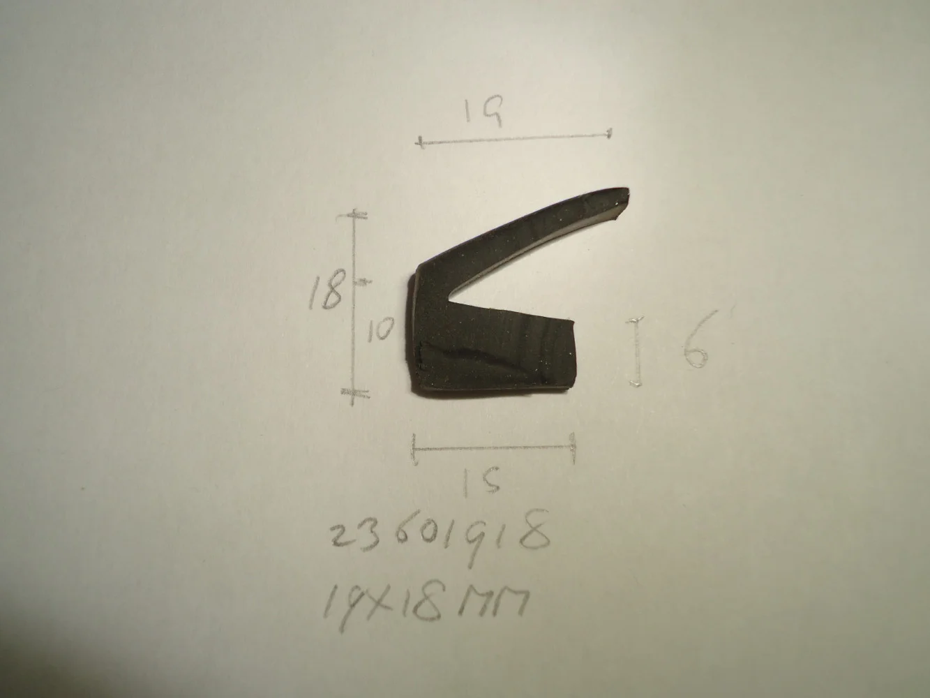 Dichtingsrubber 19x18mm - Dsc06134 - 23601918