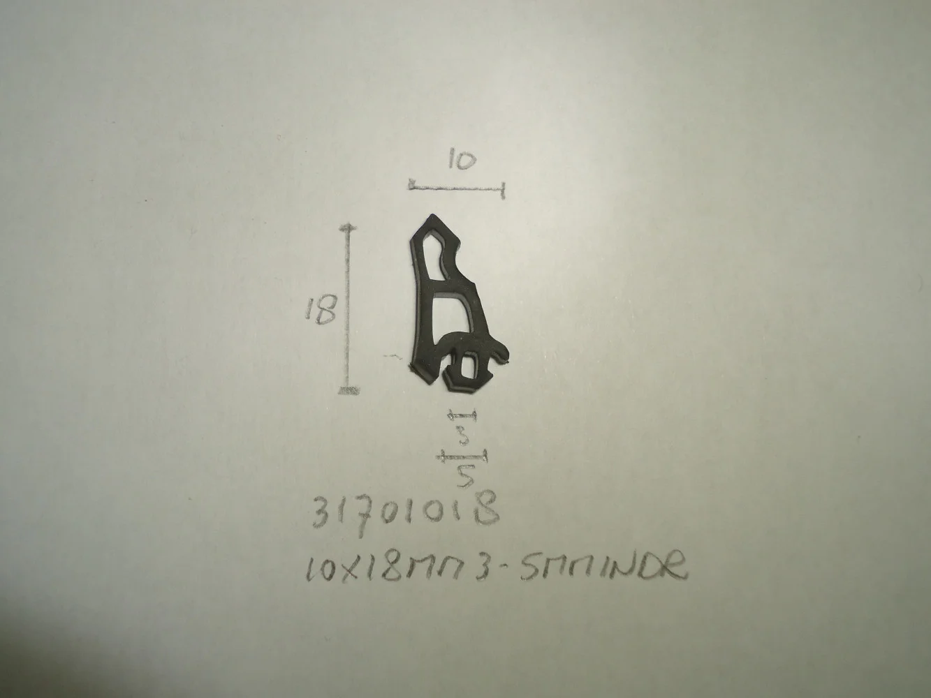 Kozijnprofiel 10x18mm 3- 5mm indr - Dsc06144 - 31701018