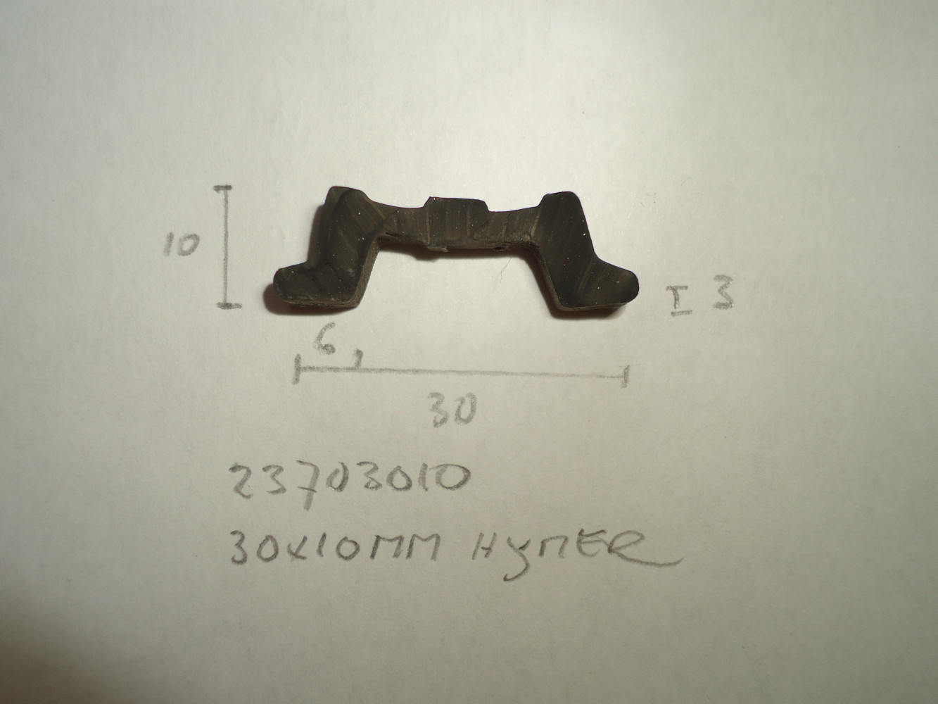 Stootrand 30x10mm Hymer - Dsc06173 - 23703010