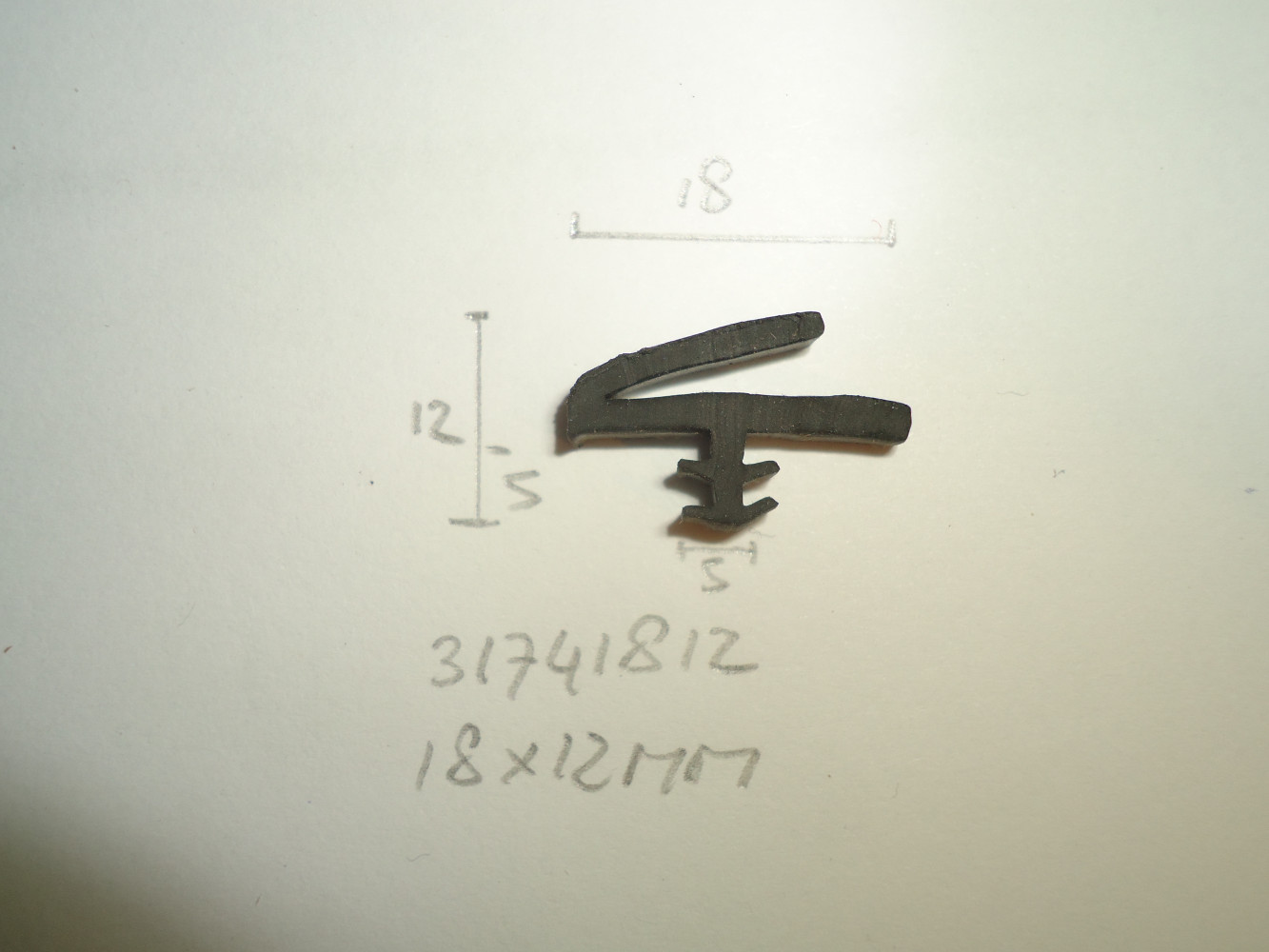 Kozijnprofiel 18x12mm 5mm voet - Dsc06392 - 31741812