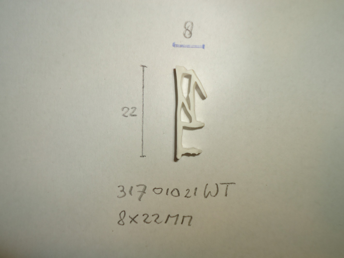 Kaderprofiel 8x21mm - Dsc06469 - 31701021WT