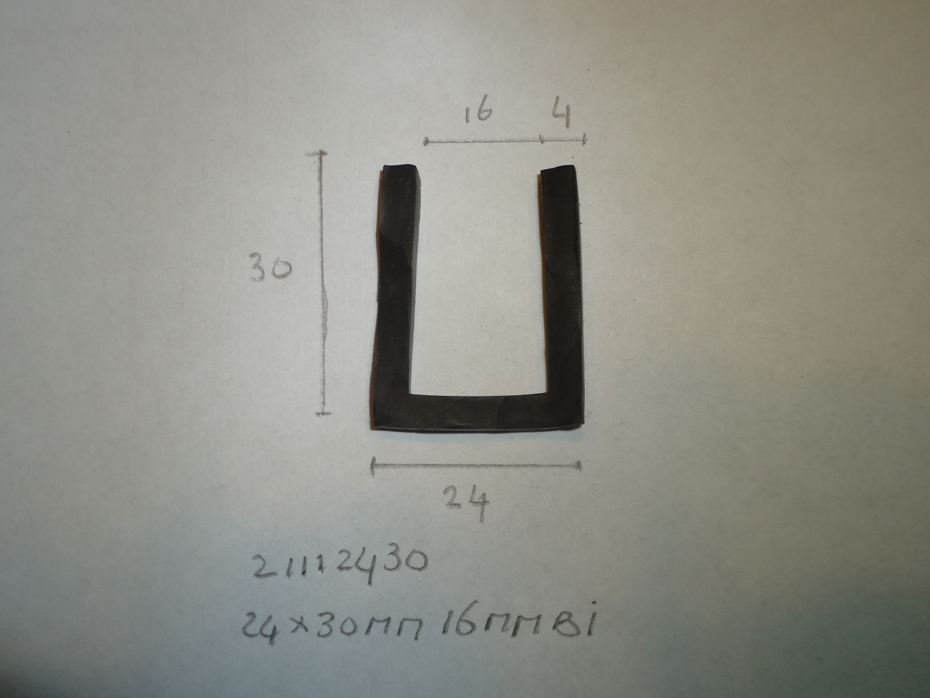 U- profiel 24x30mm 16mm bi - Dsc06647 - 21112430
