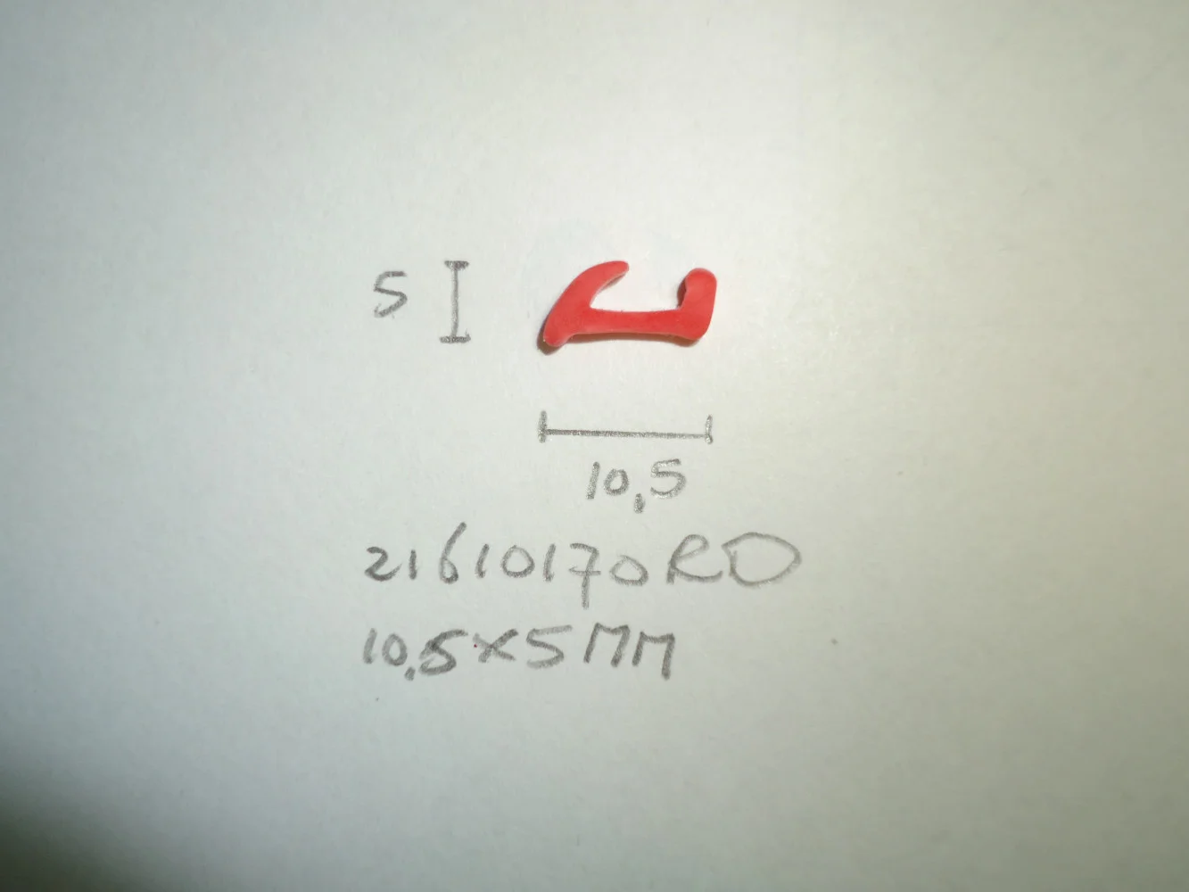 Onderlegbies 10.5x5mm rood - Dsc06663 - 21610170RD