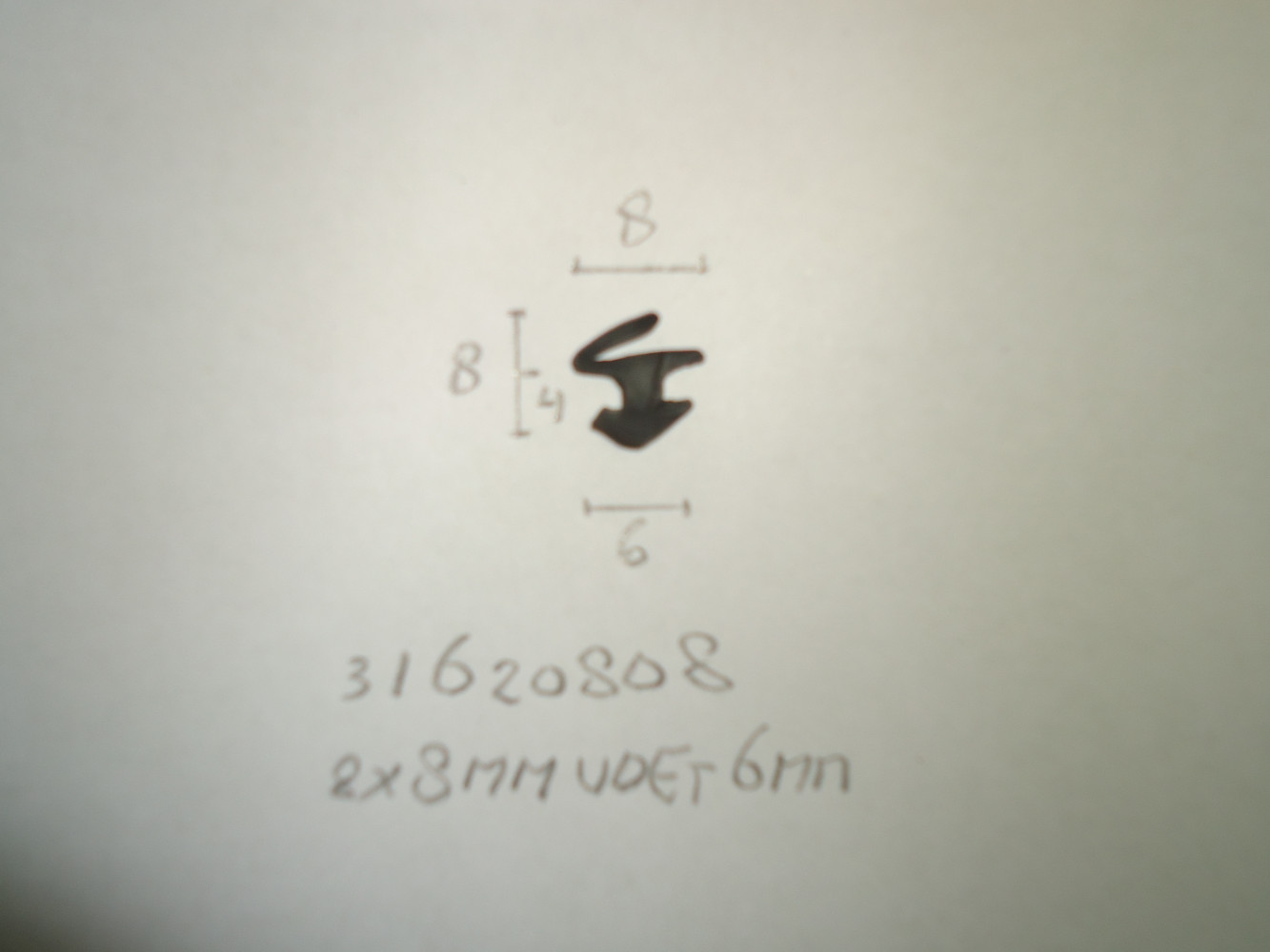 Kozijnprofiel 8x8mm voet 6mm - Dsc06866 - 31620808