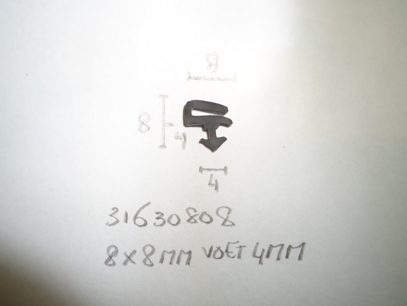 Kozijnprofiel 8x8mm voet 4mm - Dsc06922 - 31630808
