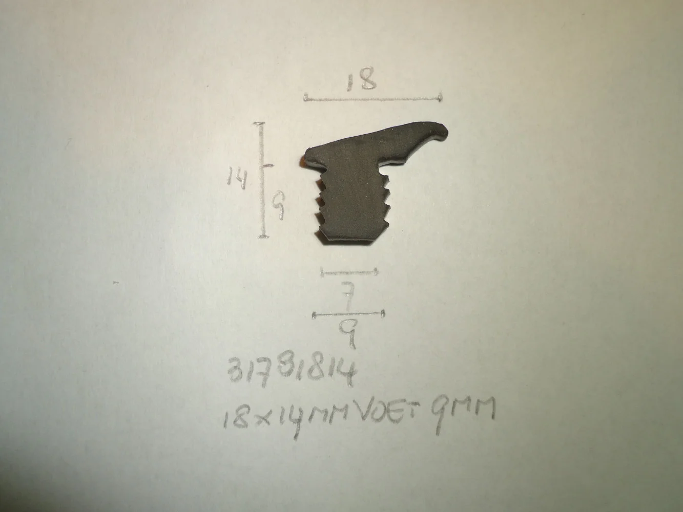 Kozijnprofiel 18x14mm voet 9mm - Dsc07011 - 31781814