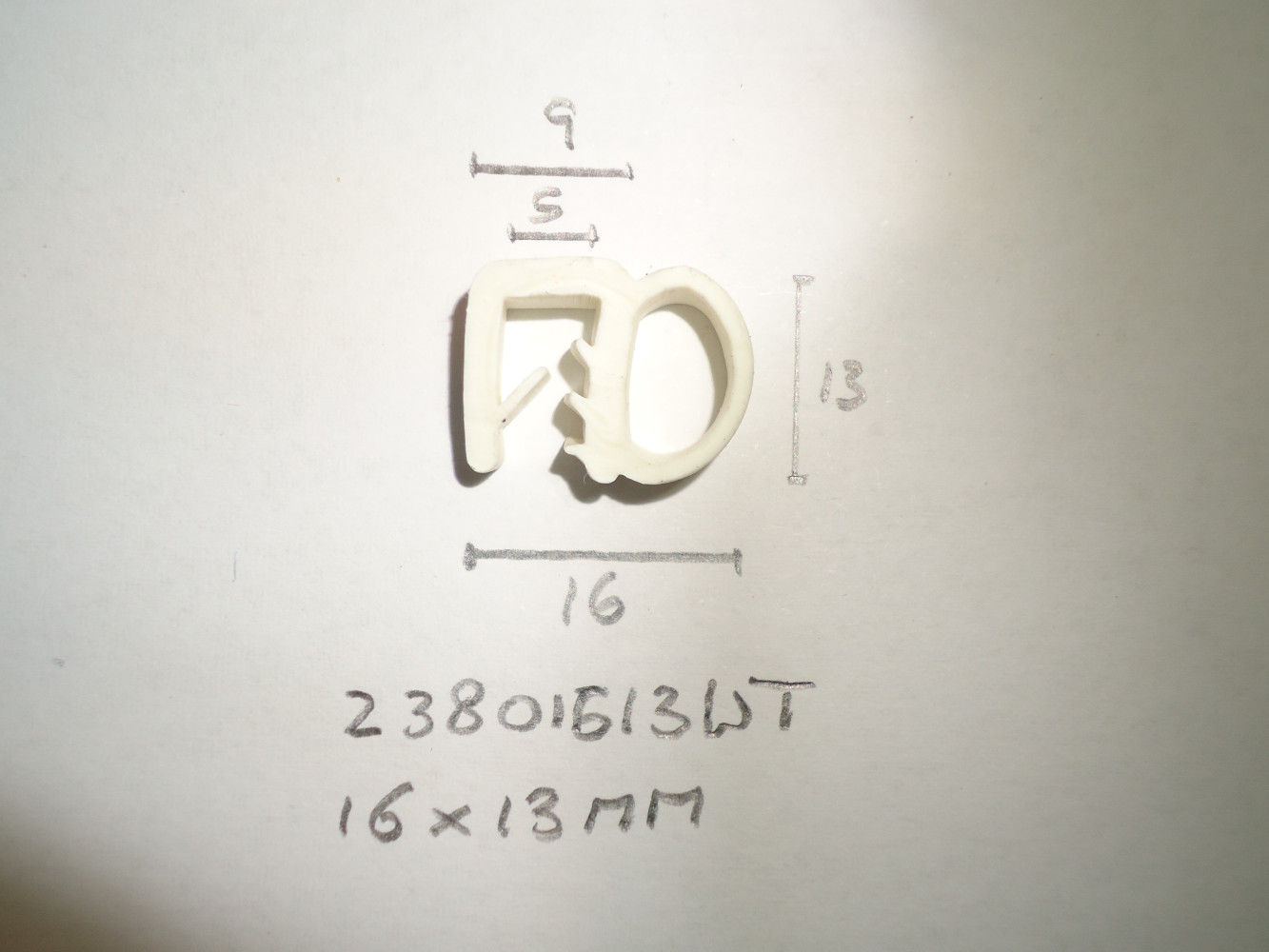 Deurrubber 16x13mm - Dsc07134 - 23801613WT