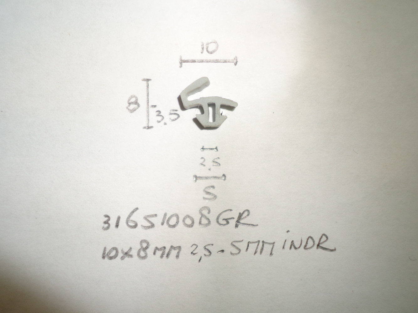 Kozijnprofiel 10x8mm 2.5- 5mm indr - Dsc07154 - 31651008GR