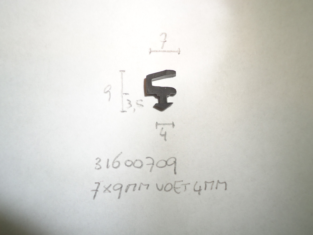 Kozijnprofiel 7x9mm voet 4mm - Dsc07221 - 31600709