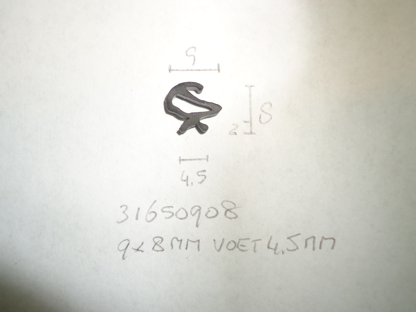 Kozijnprofiel 9x8mm voet 4.5mm - Dsc07234 - 31650908