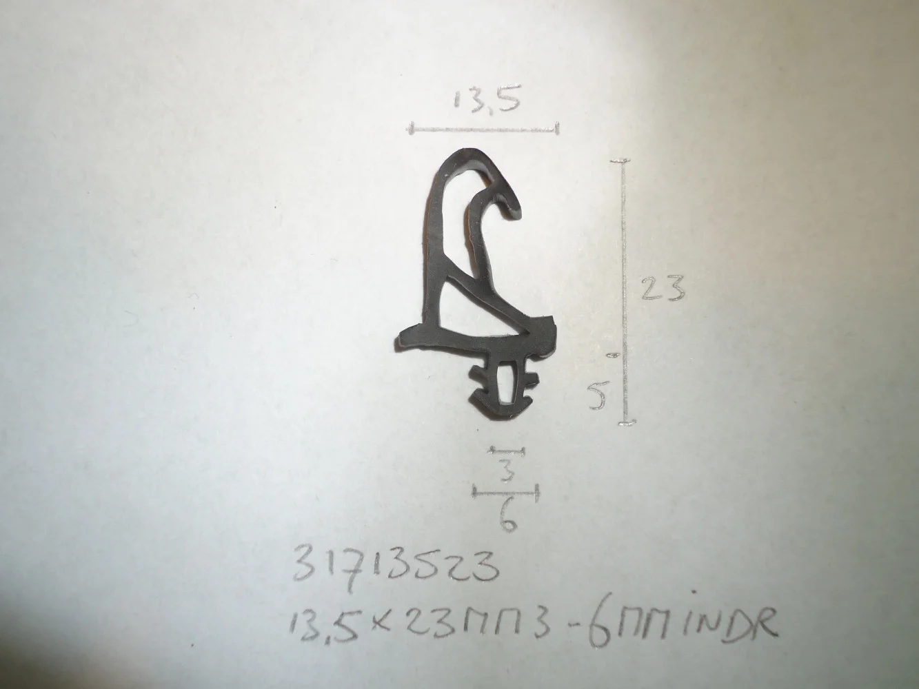 Middendichting 13.5x23mm 3- 6mm indr - Dsc07323 - 31713523