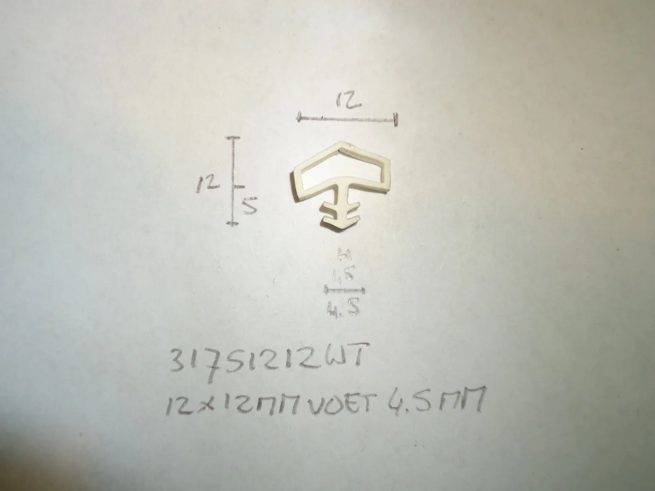 Kozijnprofiel 12x12mm voet 4.5mm - Dsc07384 - 31751212WT