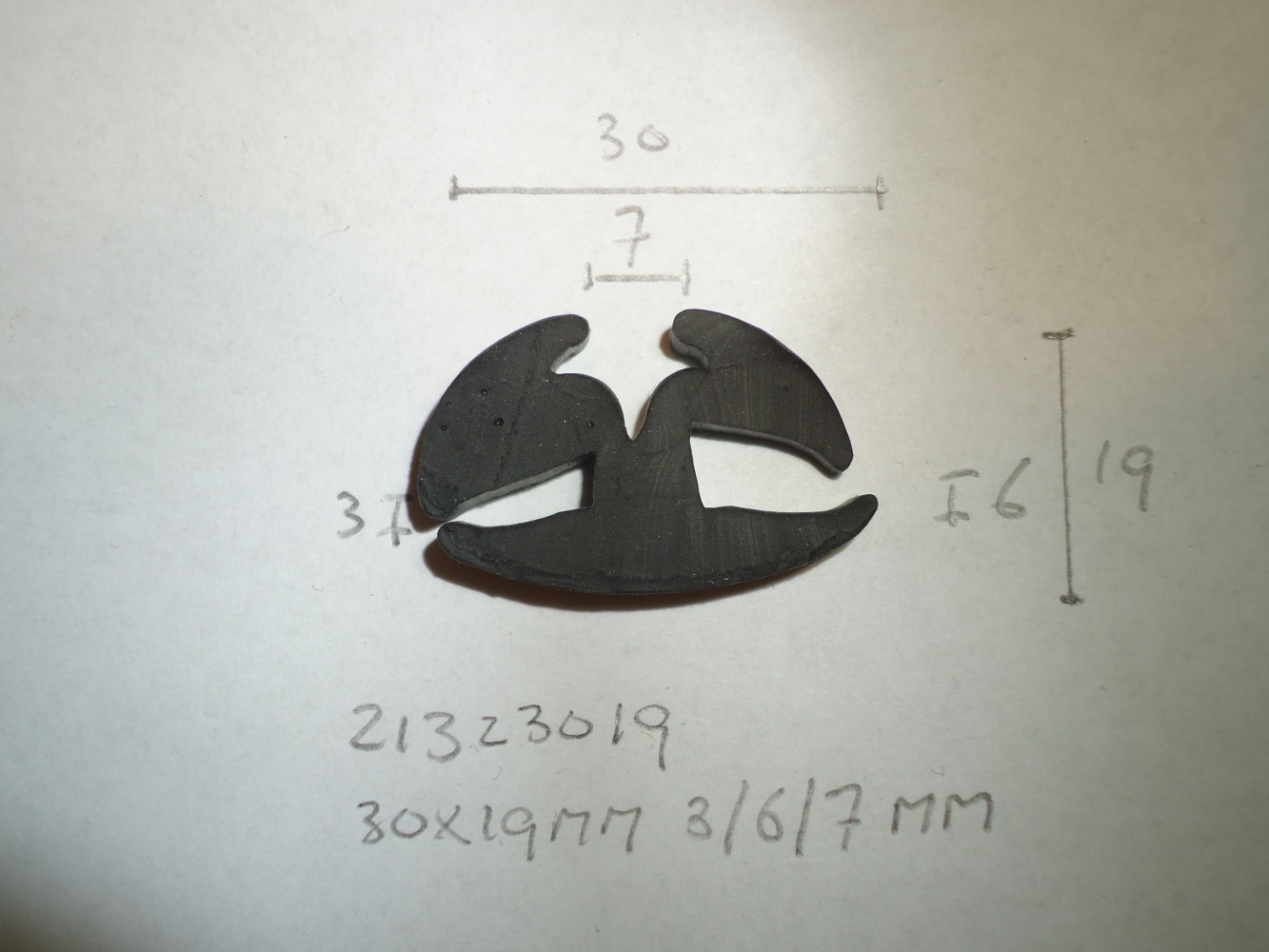 Raamrubber 30x19mm 3/6/7mm - Dsc07563 - 21323019