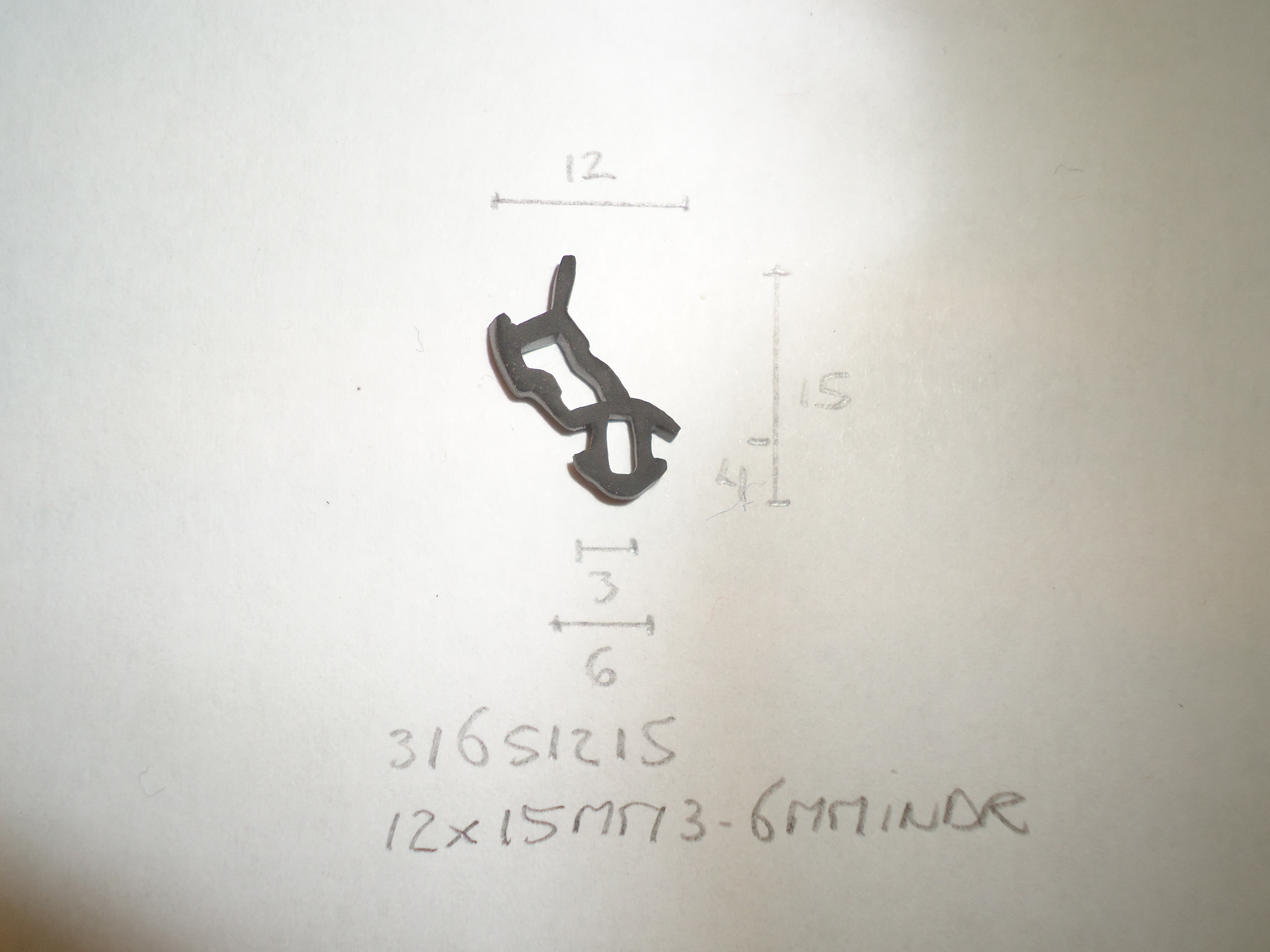 Kozijnrubber 12x15mm 3- 6mm indr - Dsc07611 - 31651215