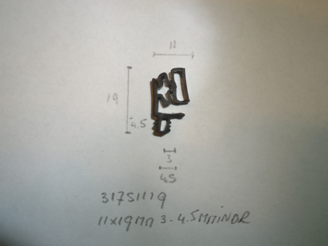Kozijnrubber 11x19mm 3- 4.5mm indr - Dsc07925 - 31751119