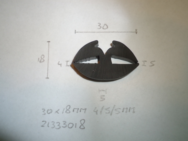 Raamrubber 30x18mm 4/5/5mm - Dsc07944 1 - 21333018