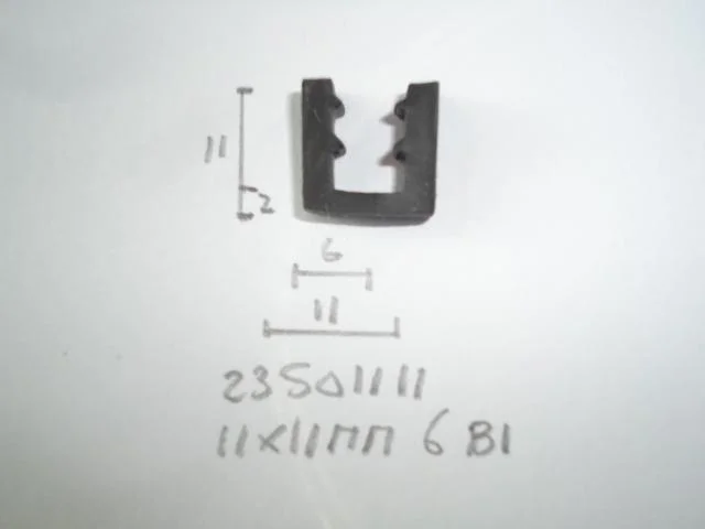Raamrubber 11x11mm 6mm bi - Dsc08796 - 23501111