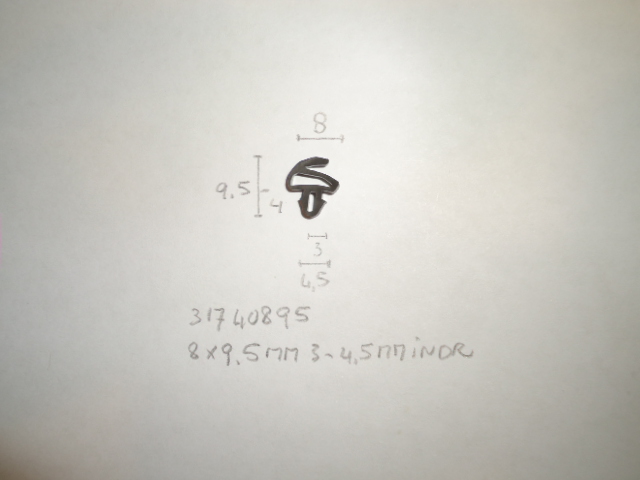 Kozijnrubber 8x9.5mm 3- 4.5mm indr - Dsc09217 - 31740895